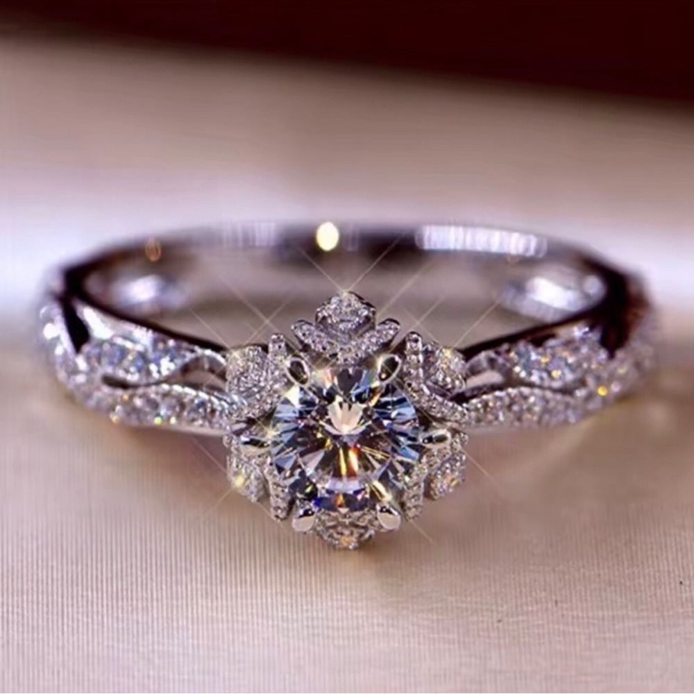 Engagement Ring in Silver